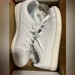 Nike WMNS Court Royale White Sneakers